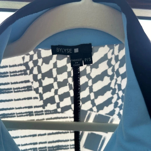 Bylyse track coat/jacket size small  worn under 10 times - Picture 2 of 5